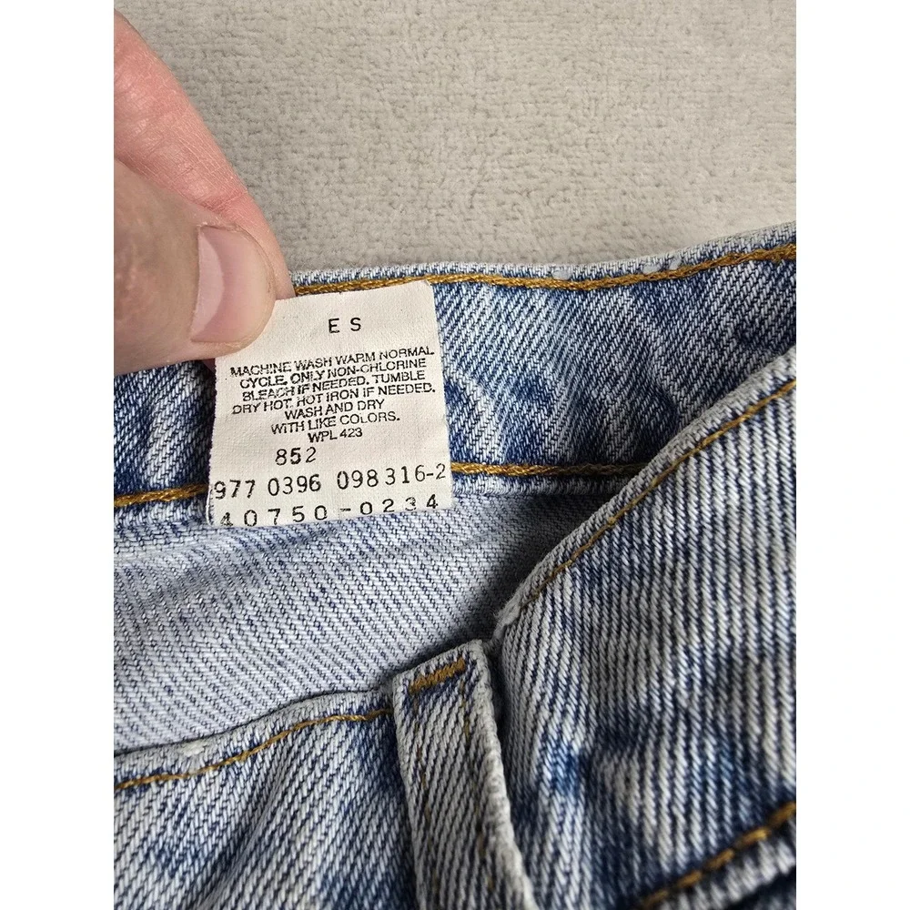 Vintage Levi's 550 Relaxed Student Jeans 28x30 Fit 26x29 Denim Orange Tab 1996